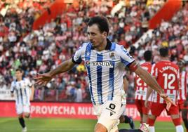 La Real se recupera del susto contra el Almería con un penalti en el 91