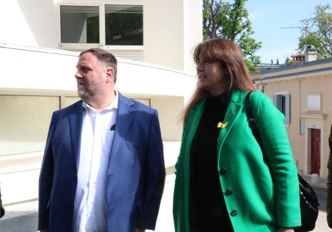 Oriol Junqueras (ERC) junto a Laura Borràs (Junts).