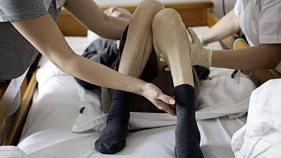 España renquea en cuidados paliativos