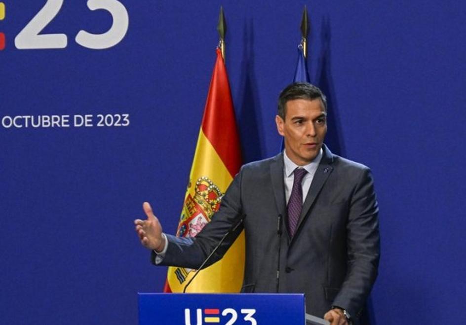 Sánchez, durante la cumbre europea en Granada.