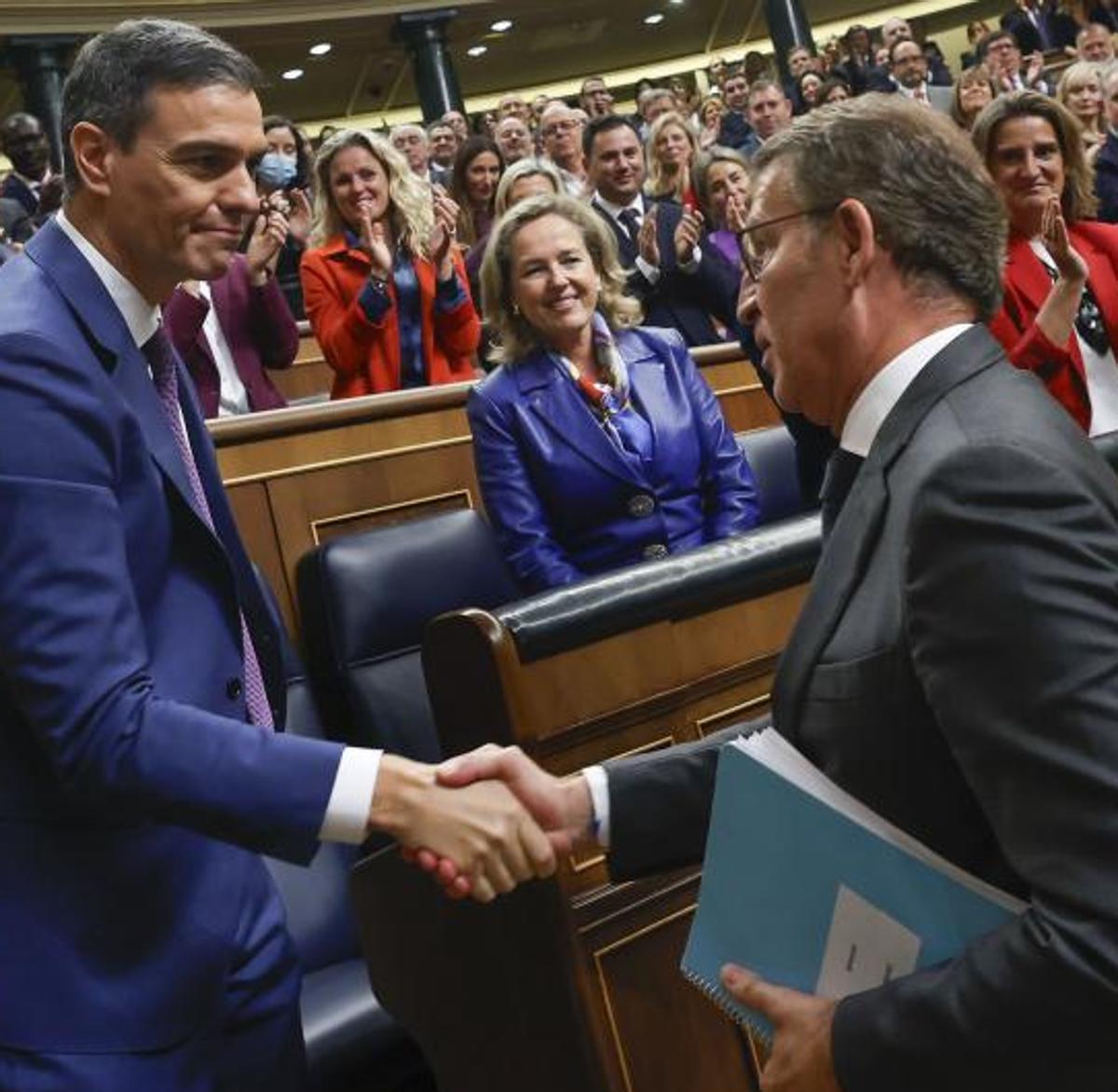 Pedro Sánchez, reelegido presidente en la primera votación