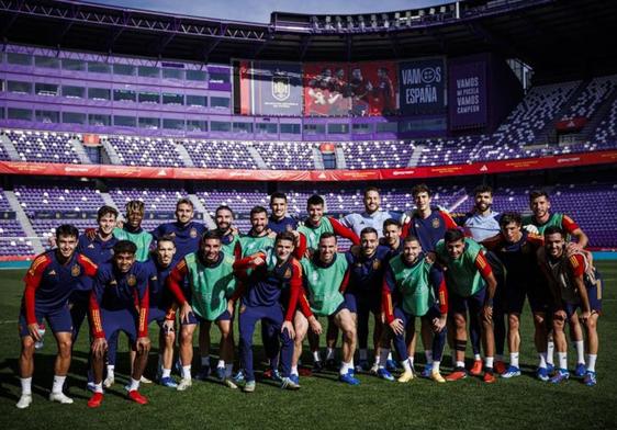 Los jugadores de España, tras el entrenamiento en el José Zorrilla.