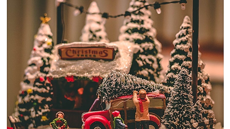 7 Árboles de navidad para decorar casas pequeñas