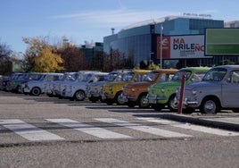 El Seat 600 es siempre uno de los vehículos presentes en el evento
