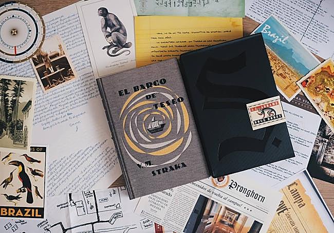 El libro objeto idAedo por J. J. Abrams con su estuche y muchos de sus sorprendentes contenidos.