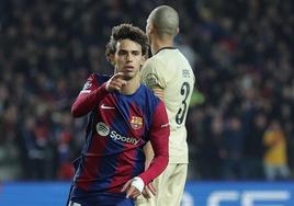 Joao Félix celebra el gol que consumó la remontada del Barça ante el Oporto.