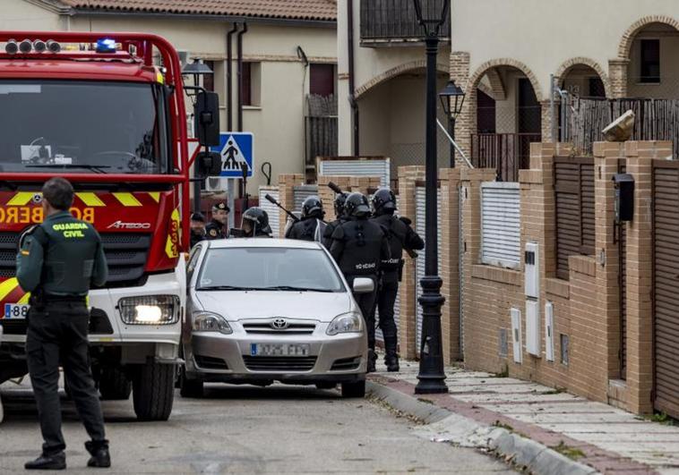 Detenido el «okupa» que se atrincheró y arrojó cócteles molotov en Toledo