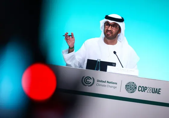 El presidente de la COP28 afirma que el fin de los combustibles fósiles «nos llevaría a las cavernas»