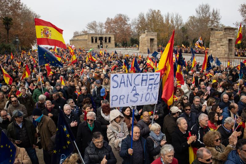 Los asistentes se han concentrado entorno al Templo de Debod.