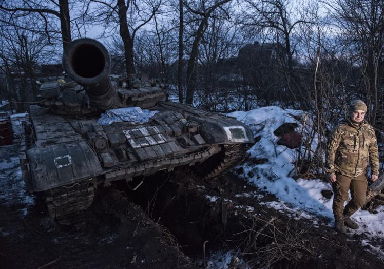 Un operario de tanque en el Donbás.