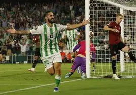El exmadridista Isco Alarcón celebra un gol con el Betis.