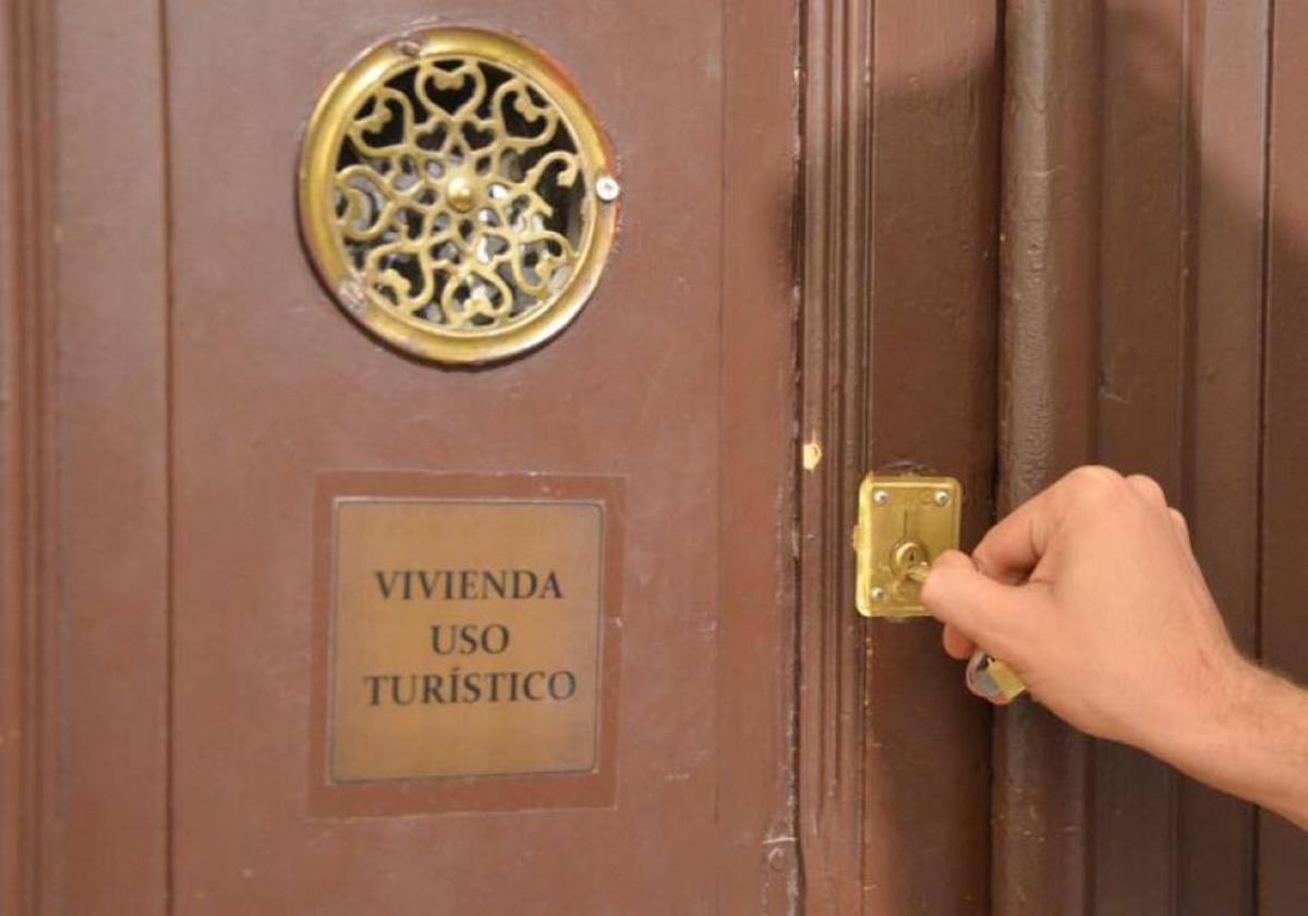 El Supremo avala que las comunidades de vecinos prohíban pisos turísticos en sus edificios