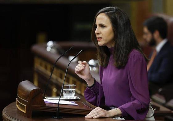 La líder de Podemos, Ione Belarra, interviene durante la sesión de este miércoles en el Congreso.