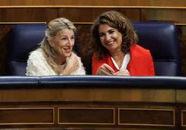 Las vicepresidentas Yolanda Díaz y María Jesús Montero.