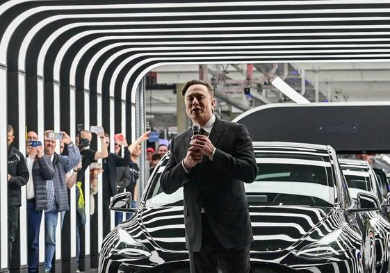 Elon Musk, durante la inauguración de una factoría de Tesla en Alemania.