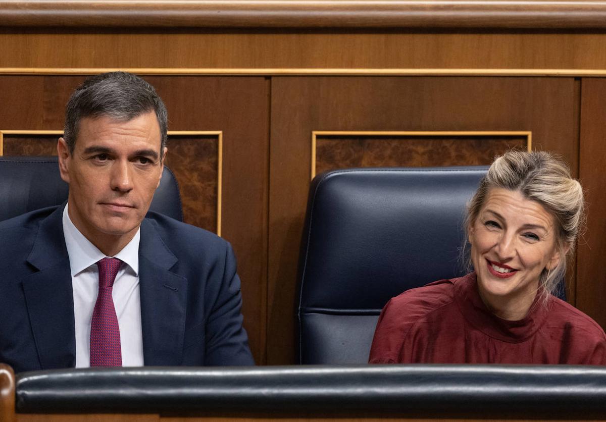 Pedro Sánchez y Yolanda Díaz en la última sesión de control al Gobierno