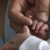 Kyliam, nacido en Vigo, y Carla, en Salamanca, son los primeros bebés de 2024