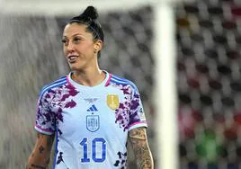 Jenni Hermoso, durante un partido de la selección española.