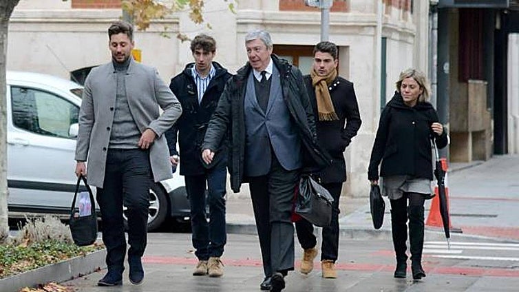 El Constitucional avala la primera sentencia del Supremo que rebajó penas por el 'sí es sí'