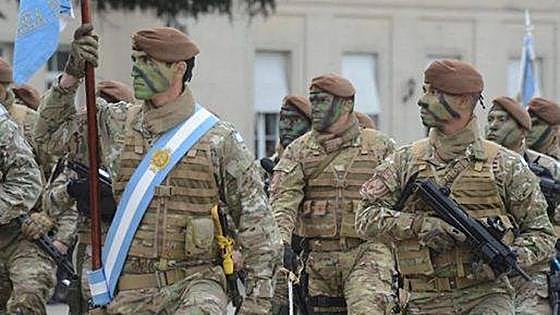 La purga militar de Milei pasa a retiro a una veintena de generales