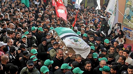 Una multitud despide al número dos de Hamás en su funeral en Líbano
