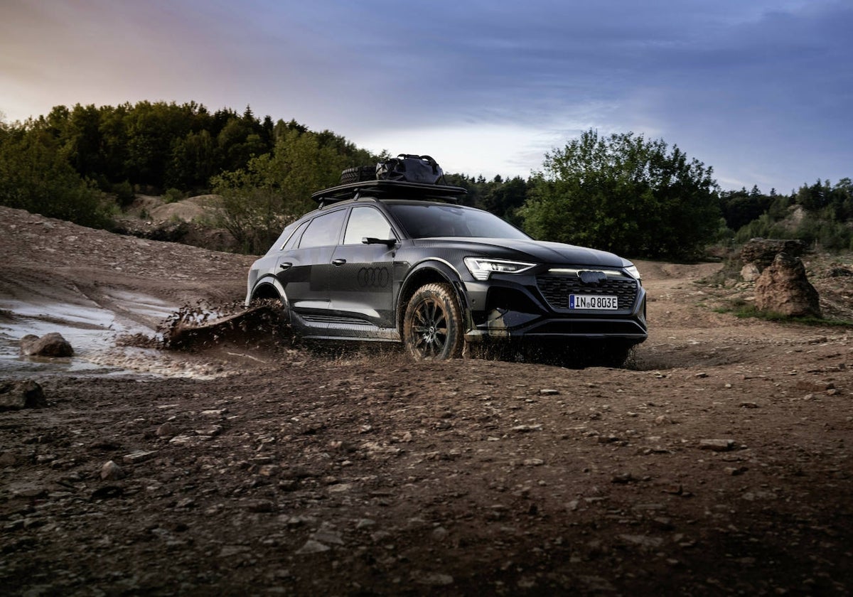 Audi Q8 e-tron edition Dakar