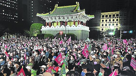 Taiwán acude a las urnas bajo la sombra del conflicto entre China y Estados Unidos