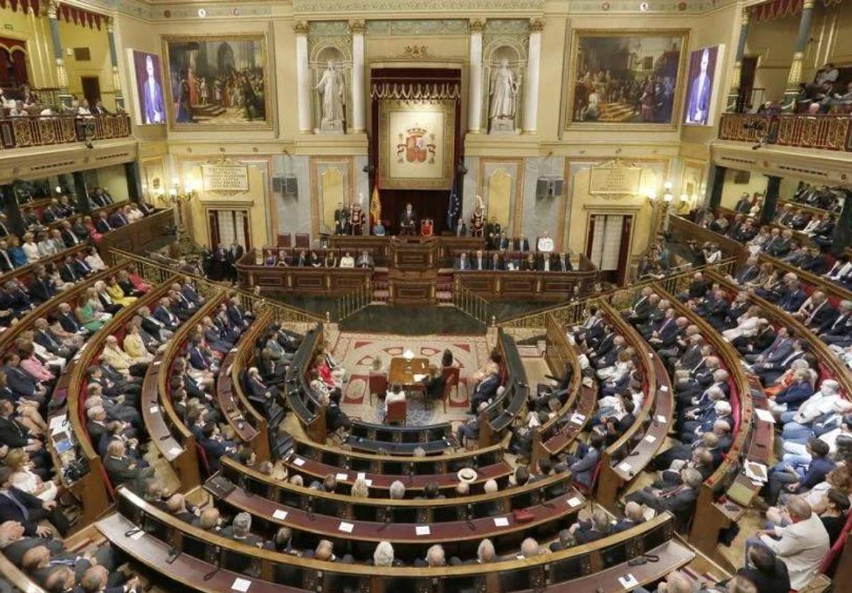 Vista general del hemiciclo del Congreso de los Diputados durante un pleno.