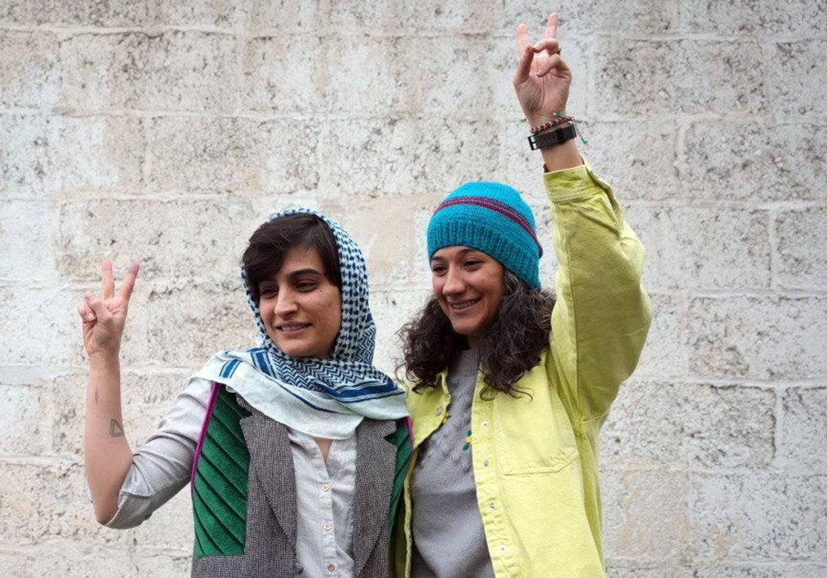 Los periodistas iraníes Niloufar Hamedi y Elaheh Mohammadi liberadas de prisión.