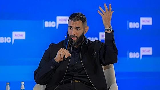 Benzema denuncia por difamación al ministro que lo acusó de tener «vínculos notorios» con terroristas