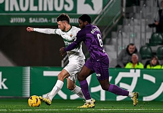 Elche y Valladolid se quedan a cero y con las ganas de playoff