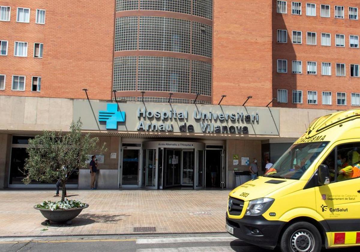 Hospital de Lleiga donde está ingresada una de las víctimas en estado crítico.