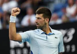 Sinner sigue intratable y se cita con Djokovic en las semifinales de Australia
