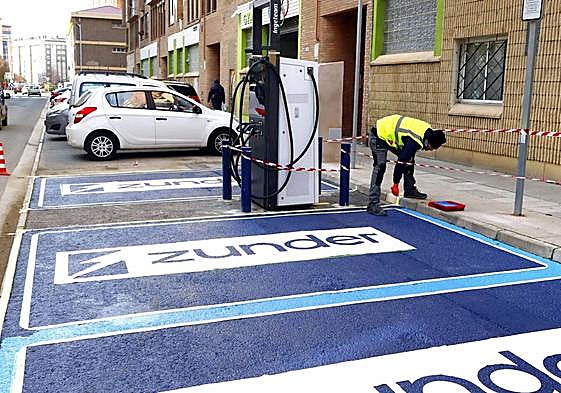 Cargador eléctrico de vehículos en Miranda de Ebro (Burgos).