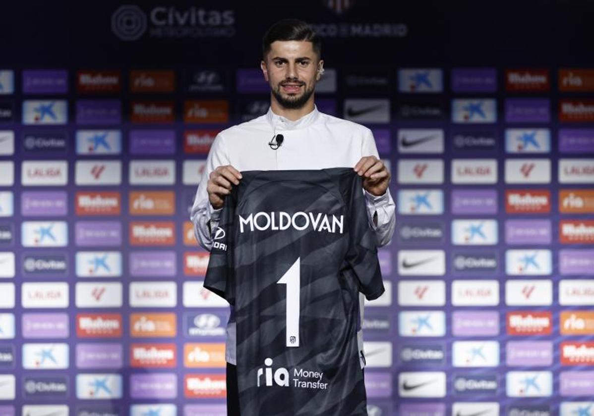 Horatiu Moldovan, durante su presentación como nuevo portero del Atlético.