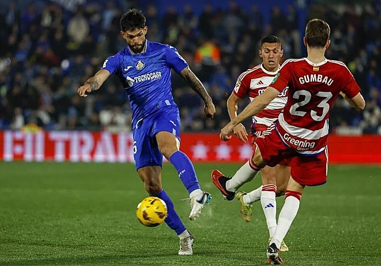 El Getafe hunde más al Granada en el descenso