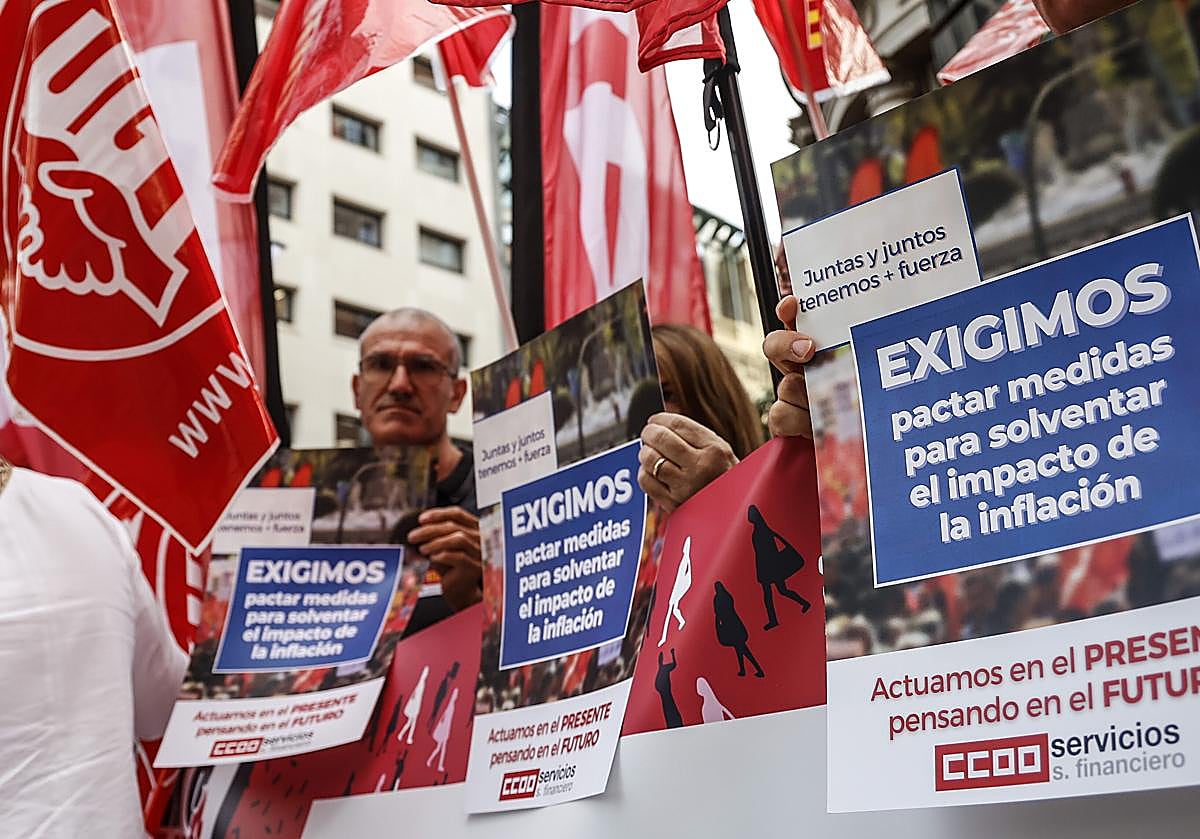 Manifestación de trabajadores de Caixabank.