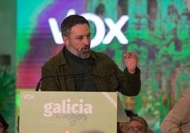 Abascal dice que Vox es «el único partido que se está oponiendo al golpe a la Constitución»