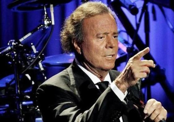 Julio Iglesias, en un concierto.