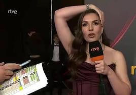 Inés Hernand, durante la alfombra roja de los Premios Goya.