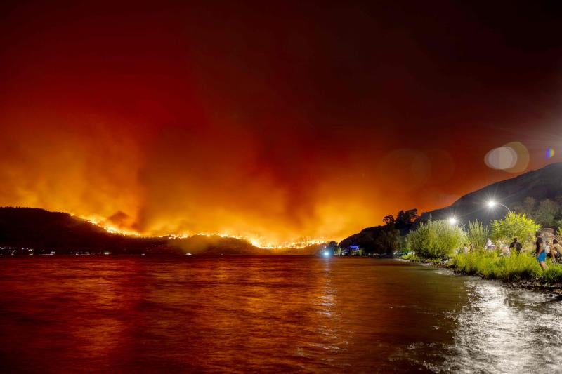 Así son los incendios que desde hace un año golpean Canadá