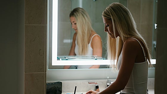 Los mejores espejos con luz para maquillarse