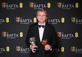 Christopher Nolan, con los bafta a mejor película y a mejor dirección.