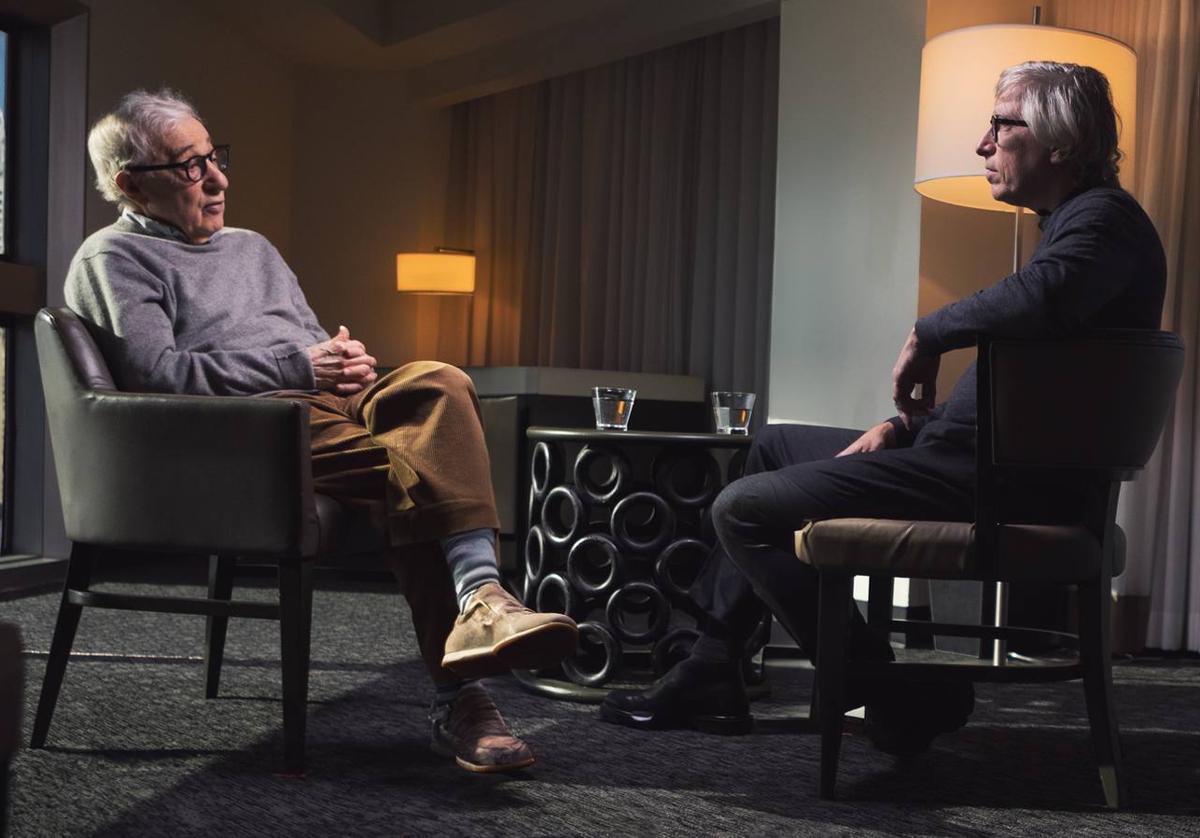 Woody Allen y David Trueba repasan la carrera del autor de 'Annie Hall' y 'Manhattan' en una entrevista exclusiva.