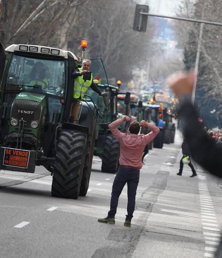 Imagen secundaria 2 - La tractorada por las calles de Madrid