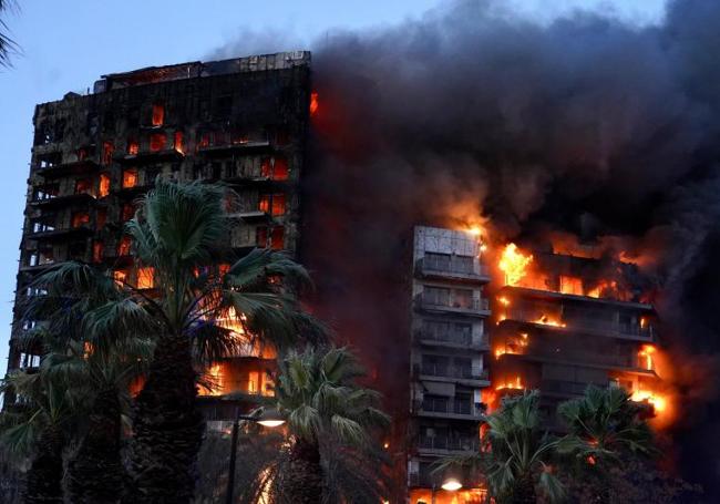 El edificio contaba con 138 viviendas repartidas en 14 plantas