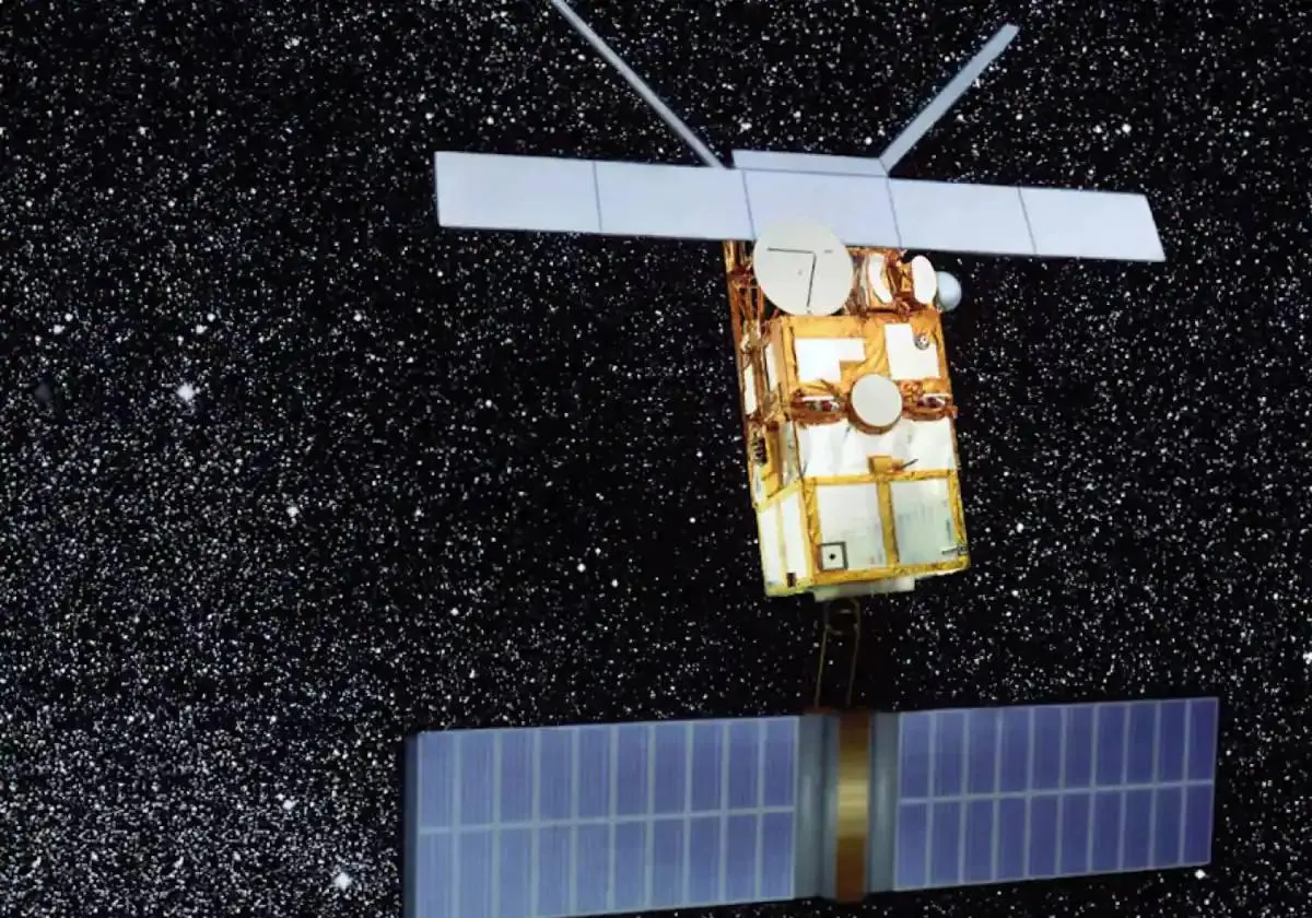 The old ESA satellite enters the atmosphere and falls into the Pacific