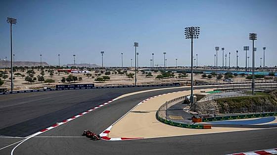 Los Ferrari, improbables pero no imposibles rivales de Verstappen
