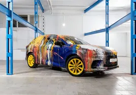 El resultado del trabao del artista José Moñú, plasmado sobre el Lexus