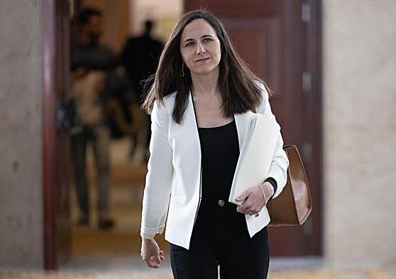 Ione Belarra, a su llegada a una reunión de la Junta de Portavoces, en el Congreso de los Diputados.